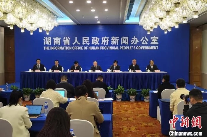 《湖南省工業(yè)領(lǐng)域碳達(dá)峰實施方案》印發(fā)