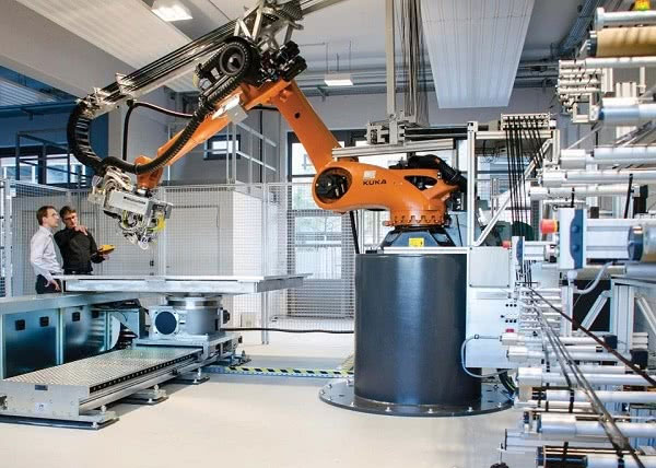 汽車復(fù)合材料預(yù)成型走向工業(yè)化：每分鐘4個部件及多功能的絲束